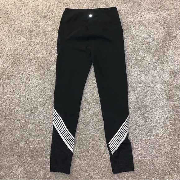 Avia Black & White Striped leggings size XS - Picture 8 of 10